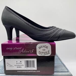 Easy Street Nobel Women’s Pumps Black Size 9W